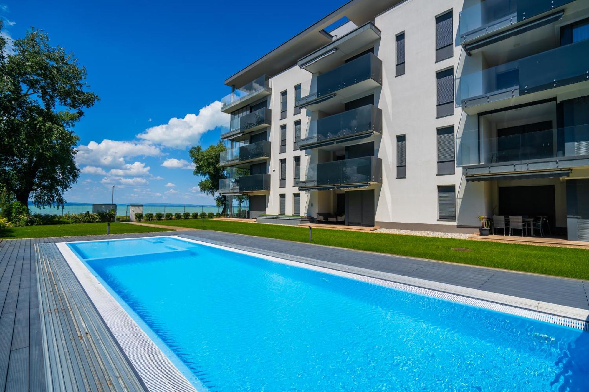 Myflat Casa Galerius Apartment Siófok Exteriör bild