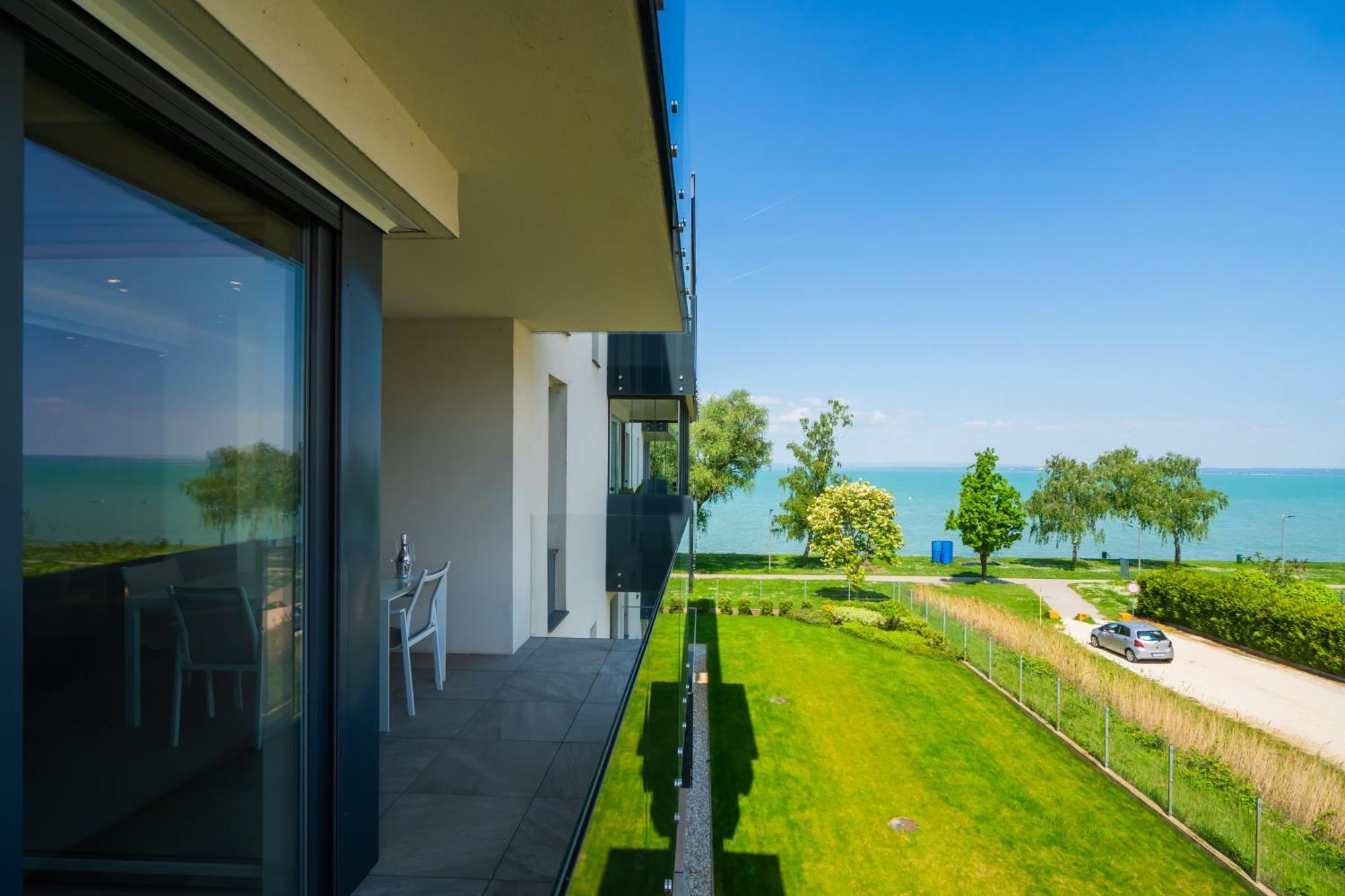 Myflat Casa Galerius Apartment Siófok Exteriör bild