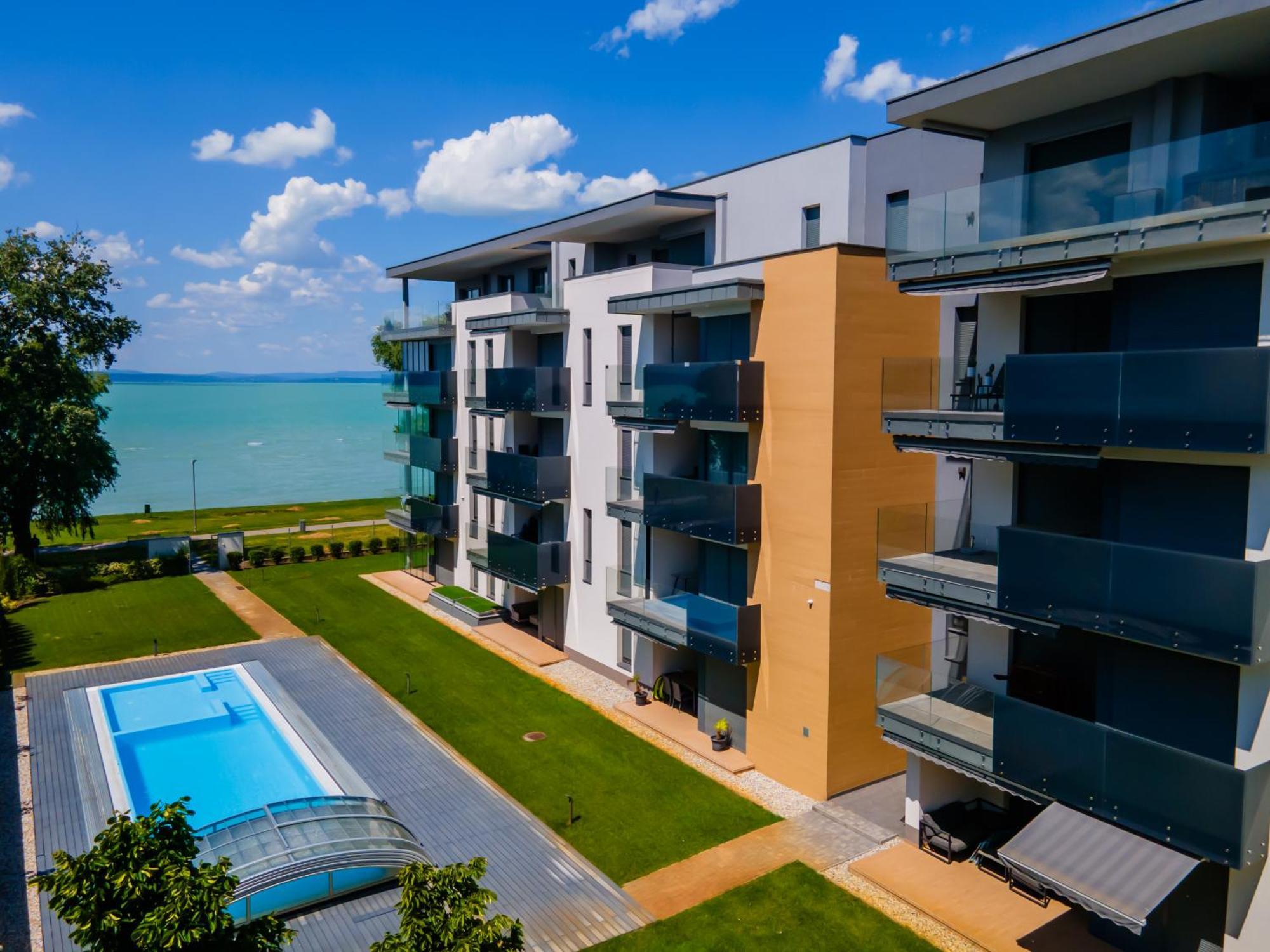 Myflat Casa Galerius Apartment Siófok Exteriör bild