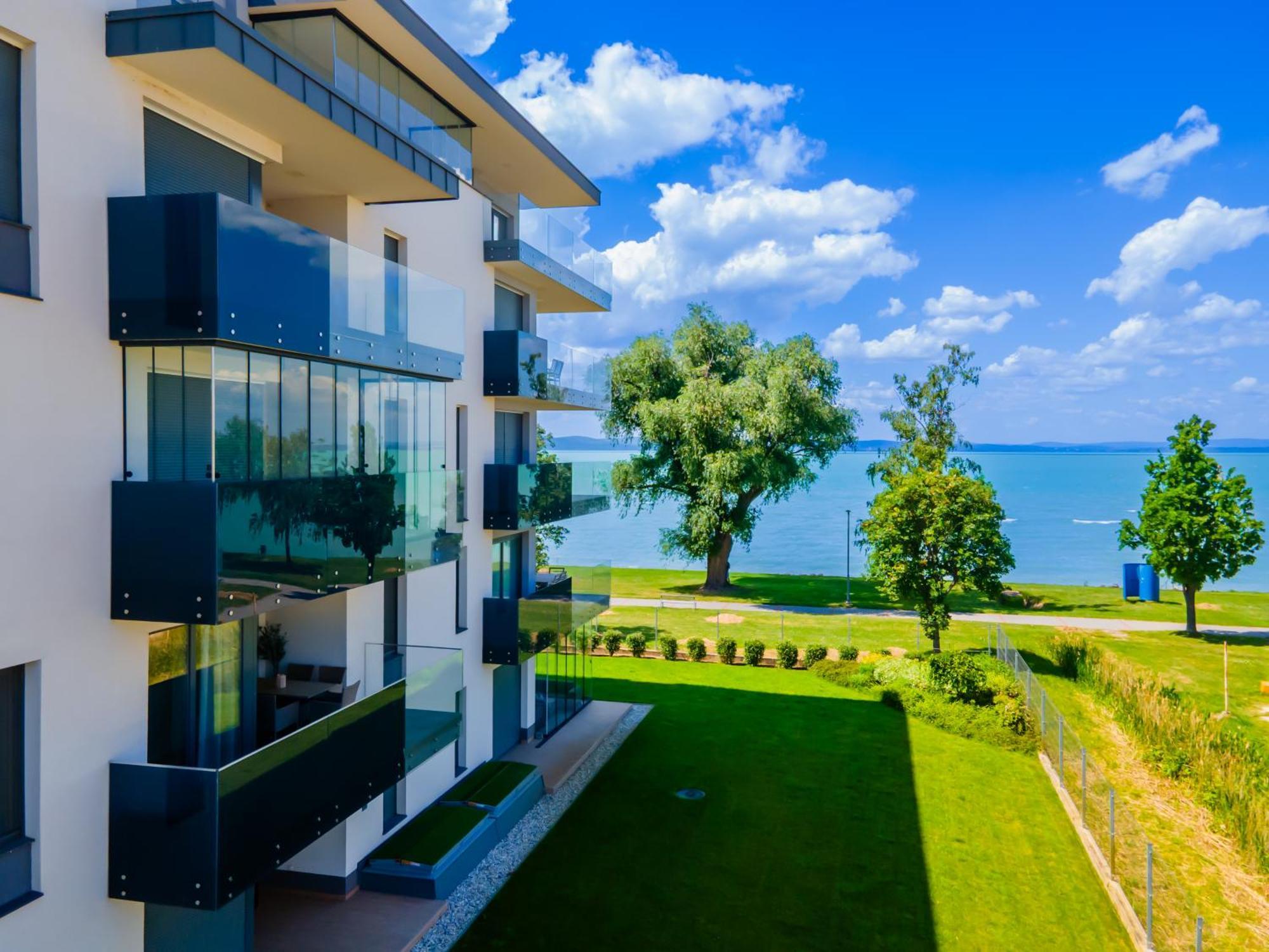 Myflat Casa Galerius Apartment Siófok Exteriör bild