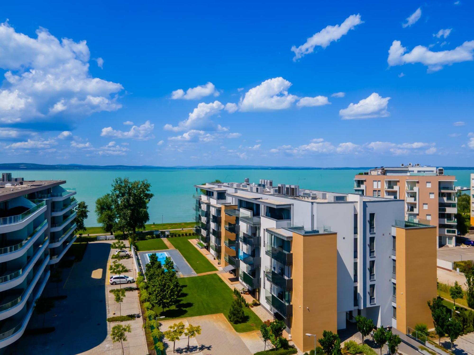 Myflat Casa Galerius Apartment Siófok Exteriör bild